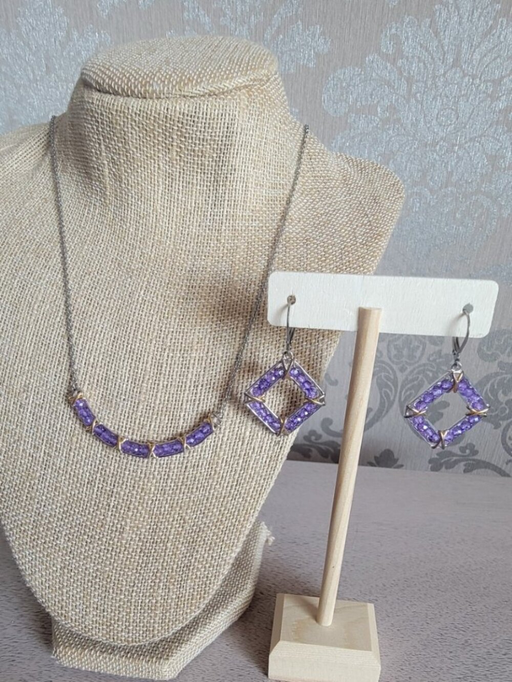 African Amethyst 3.00 ctw Necklace Set in 18K YG Plated and Platinum Bond